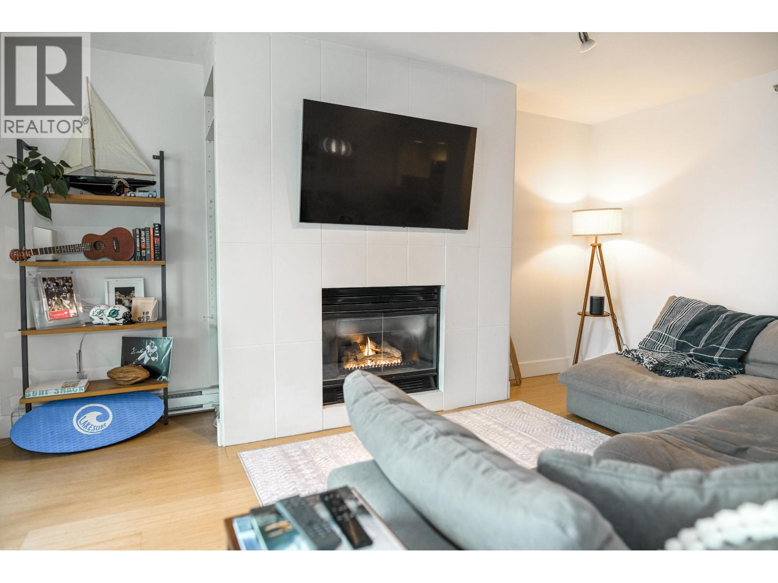 202 1188 Quebec Street, Vancouver, British Columbia  V6A 4B3 - Photo 11 - R3076695