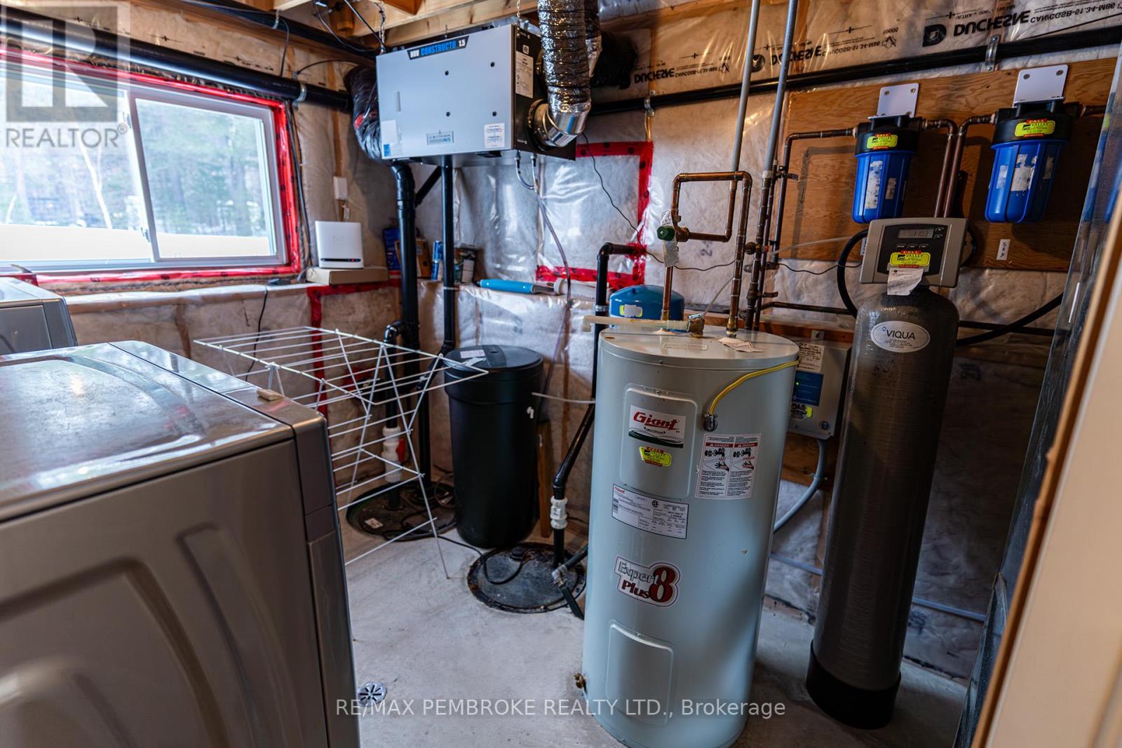 31 Airport Road, Petawawa, Ontario  K8A 6W7 - Photo 29 - X12808150