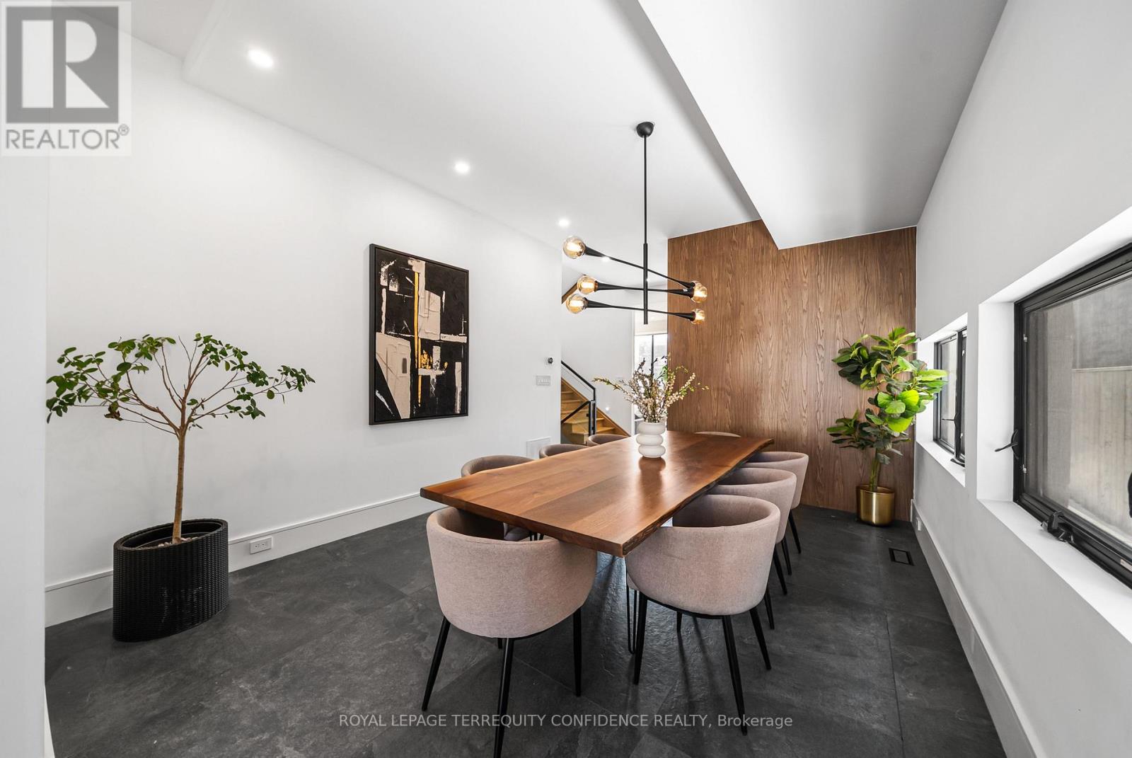 299 Hounslow Avenue, Toronto, Ontario  M2R 1H4 - Photo 2 - C12807944