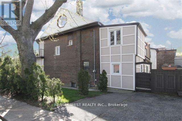 A - 730 Logan Avenue, Toronto, Ontario  M4K 3C6 - Photo 13 - E12767340