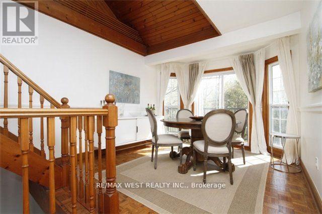 A - 730 Logan Avenue, Toronto, Ontario  M4K 3C6 - Photo 3 - E12767340