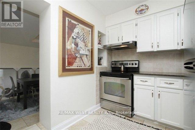 A - 730 Logan Avenue, Toronto, Ontario  M4K 3C6 - Photo 5 - E12767340