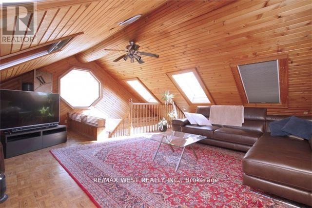 A - 730 Logan Avenue, Toronto, Ontario  M4K 3C6 - Photo 11 - E12767340