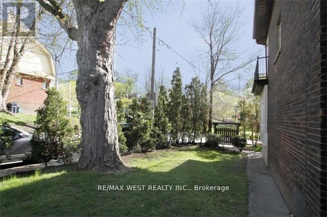 A - 730 Logan Avenue, Toronto, Ontario  M4K 3C6 - Photo 15 - E12767340