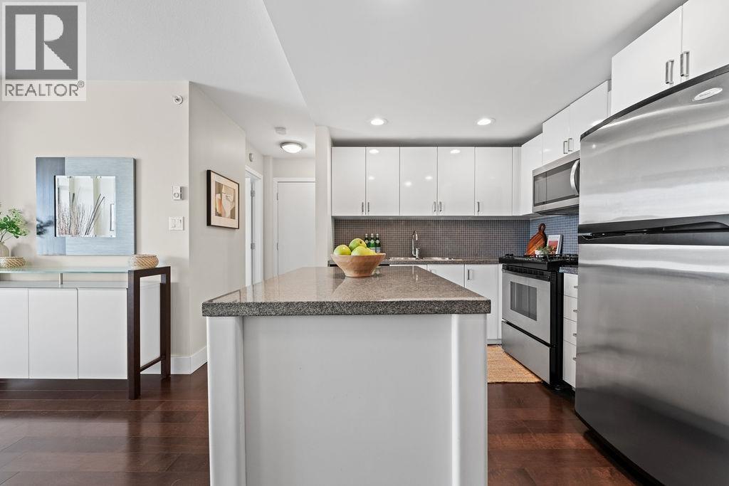 1209 155 W 1st Street, North Vancouver, British Columbia  V7M 3N8 - Photo 3 - R3092150