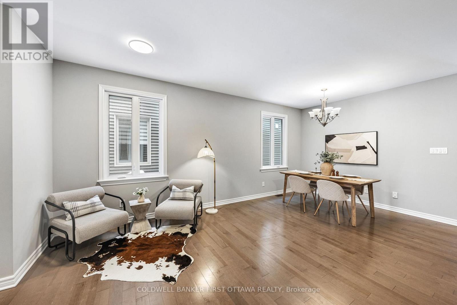 426 Warmstone Drive, Ottawa, Ontario  K2S 0W2 - Photo 4 - X12807872