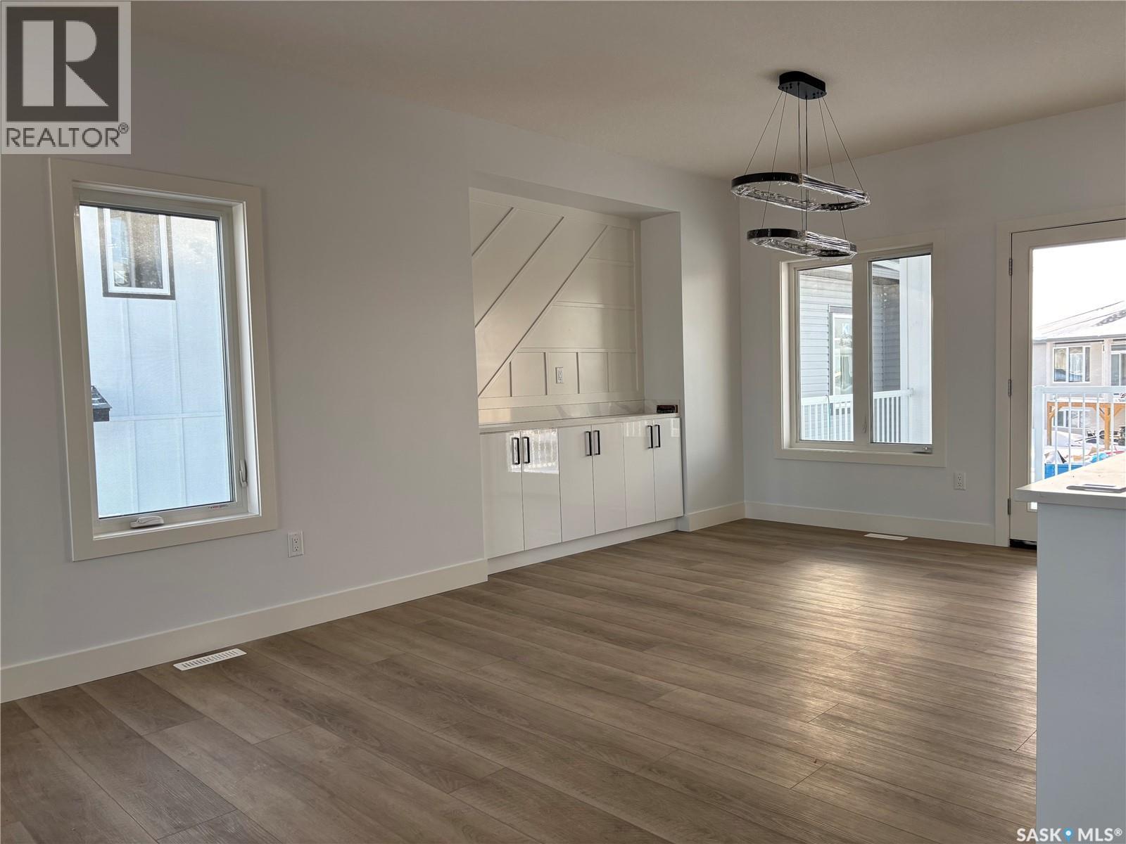 720 Weir Crescent, Warman, Saskatchewan  S0K 4S4 - Photo 5 - SK011008