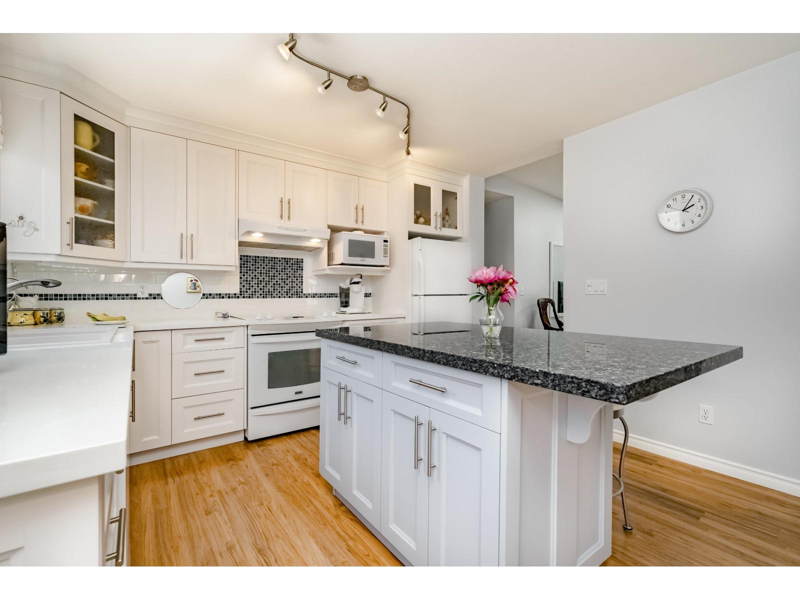 65 1400 164 Street, Surrey, British Columbia  V4A 8V8 - Photo 3 - R3091723