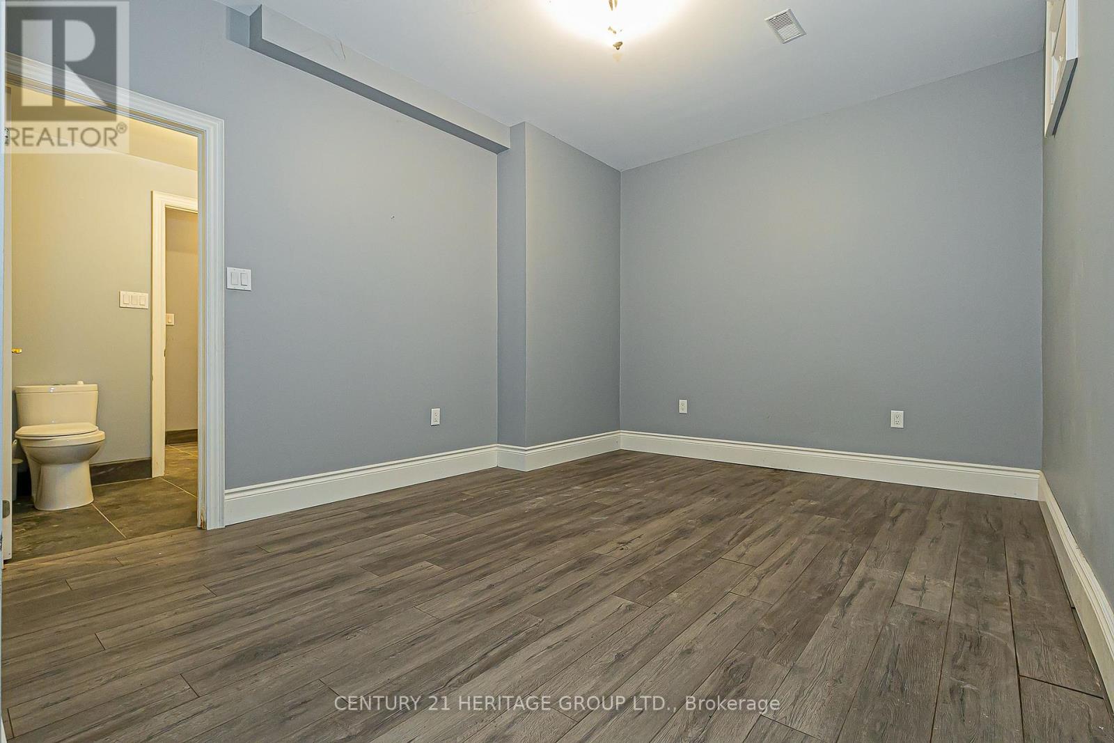 369 Coventry Hill Trail, Newmarket, Ontario  L3X 2A1 - Photo 24 - N12808130