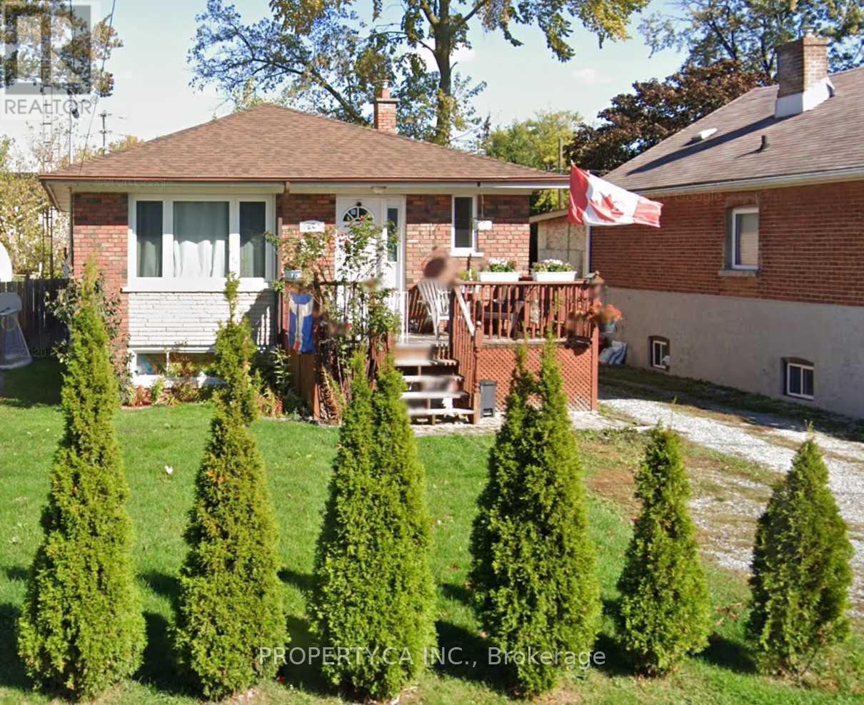 LWR LVL - 1067 EDGELEIGH AVENUE, Mississauga, Ontario