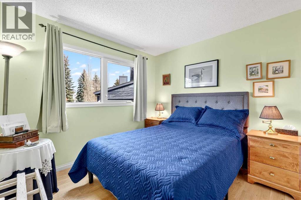 80 Oakmount Way Sw, Calgary, Alberta  T2V 4Y1 - Photo 25 - A2284151