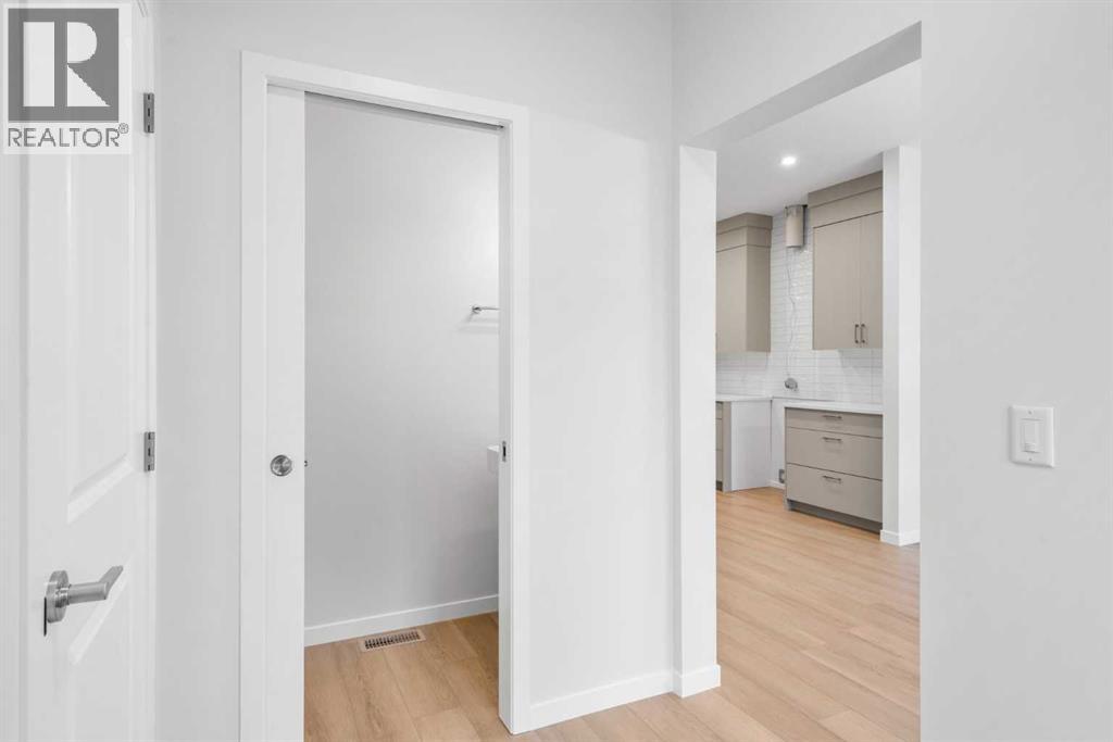 17 Creekview Manor Sw, Calgary, Alberta  T2X 5Y4 - Photo 18 - A2284416