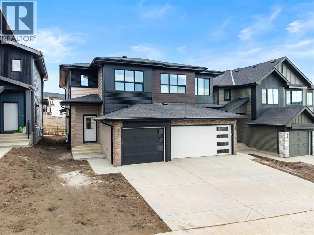 31 Heritage Heath, Cochrane, Alberta  T4C 3L3 - Photo 2 - A2285357