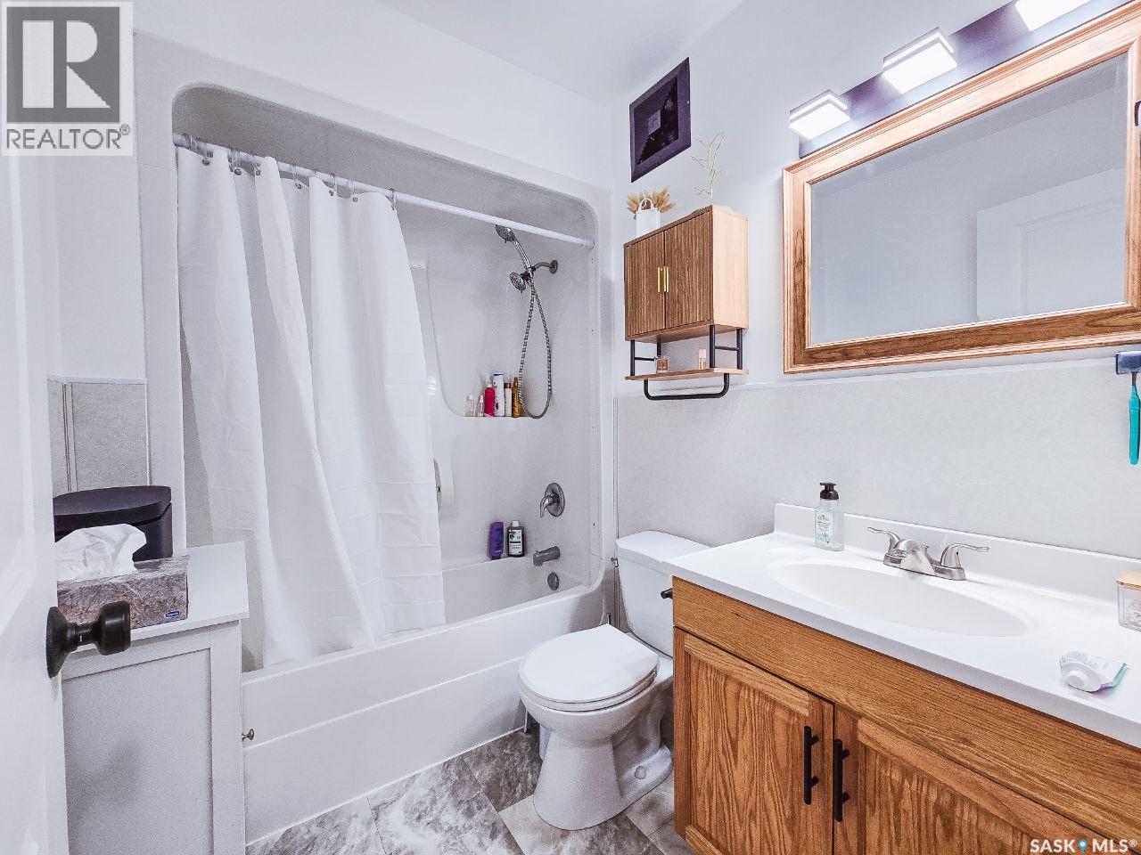 211 Eighth Avenue N, Yorkton, Saskatchewan  S3N 0W8 - Photo 11 - SK028901