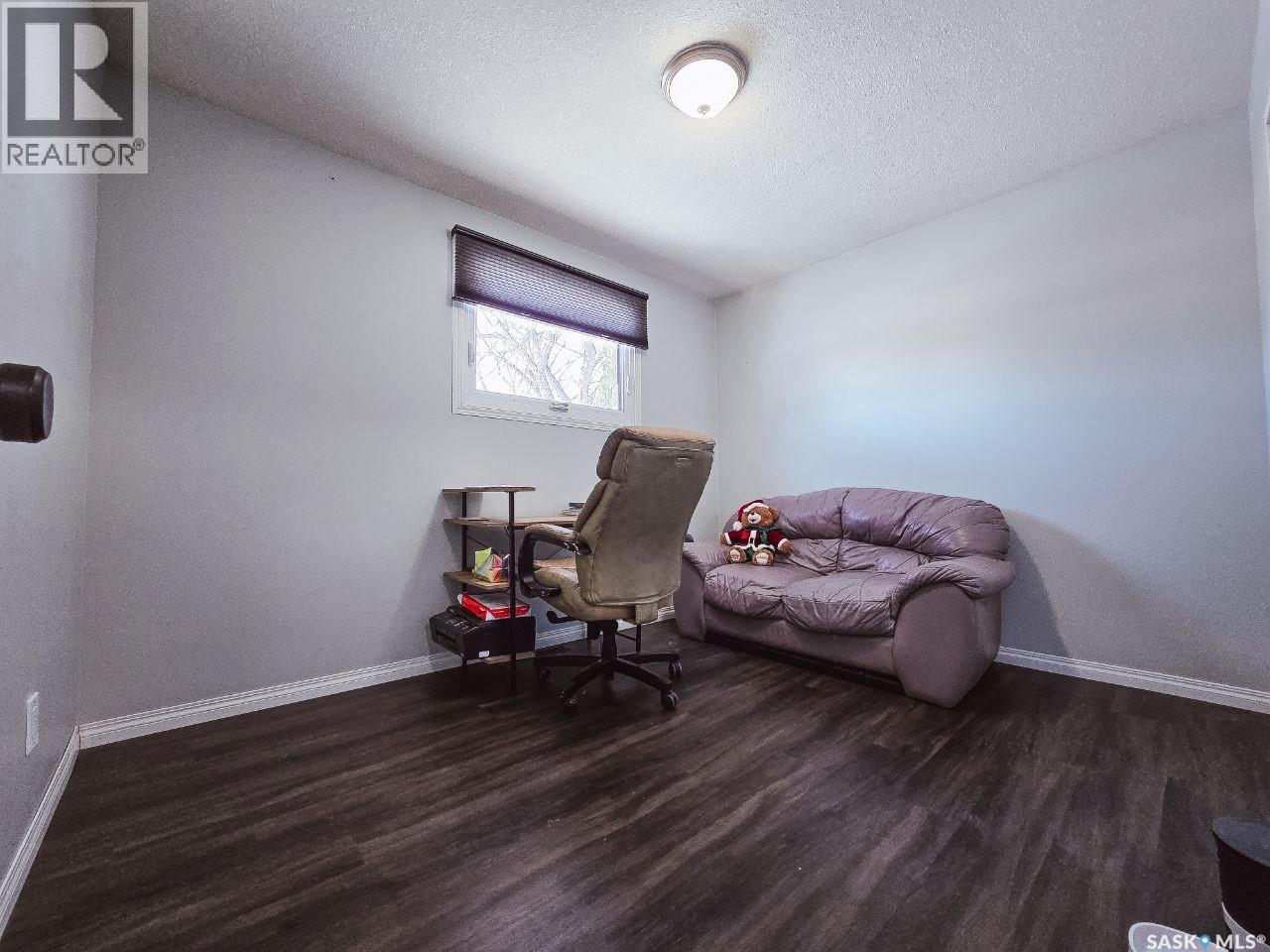 211 Eighth Avenue N, Yorkton, Saskatchewan  S3N 0W8 - Photo 15 - SK028901
