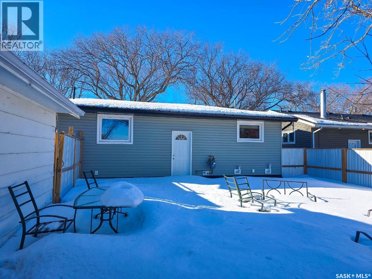 211 Eighth Avenue N, Yorkton, Saskatchewan  S3N 0W8 - Photo 25 - SK028901