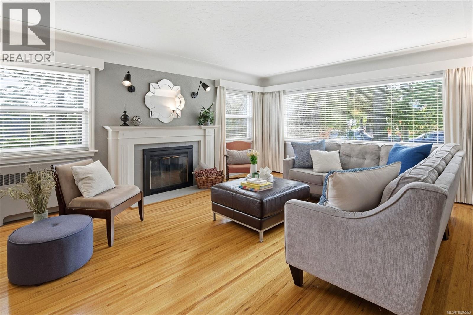 3511 Salsbury Way, Saanich, British Columbia