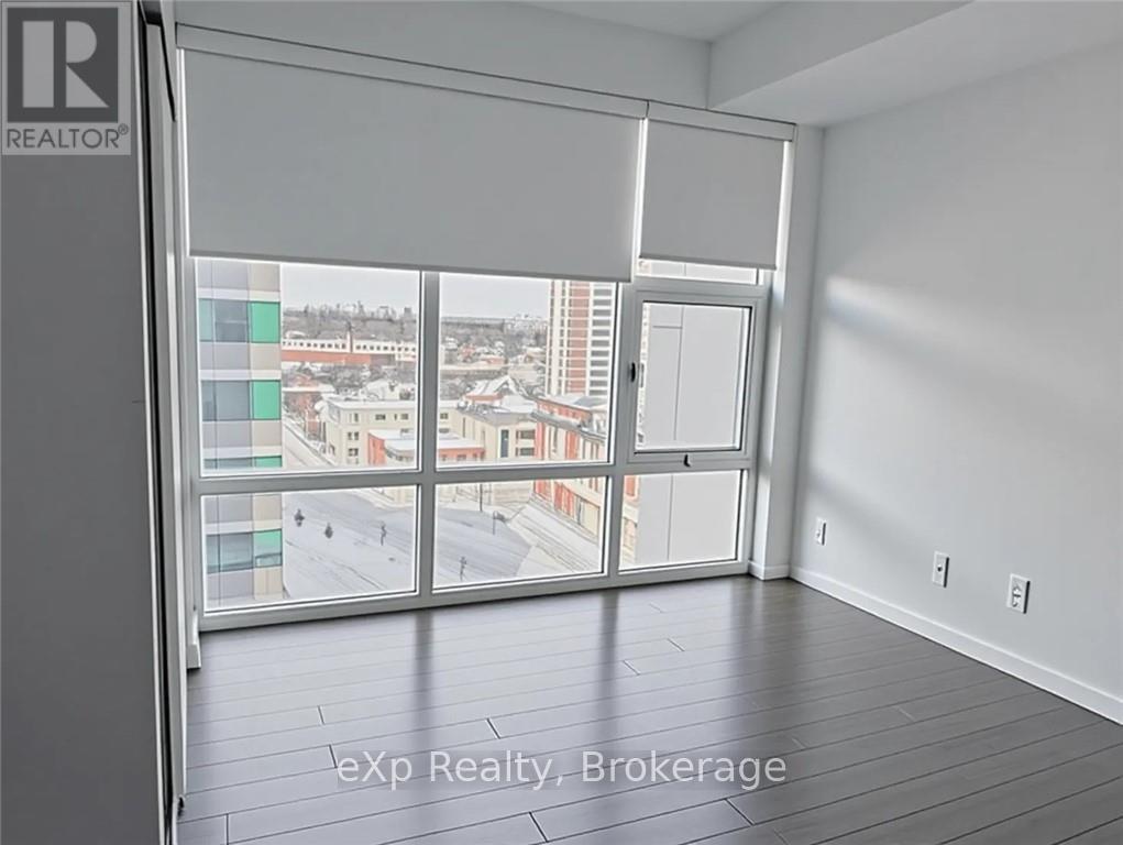 1010 - 85 Duke Street W, Kitchener, Ontario  N2H 0B7 - Photo 7 - X12808192