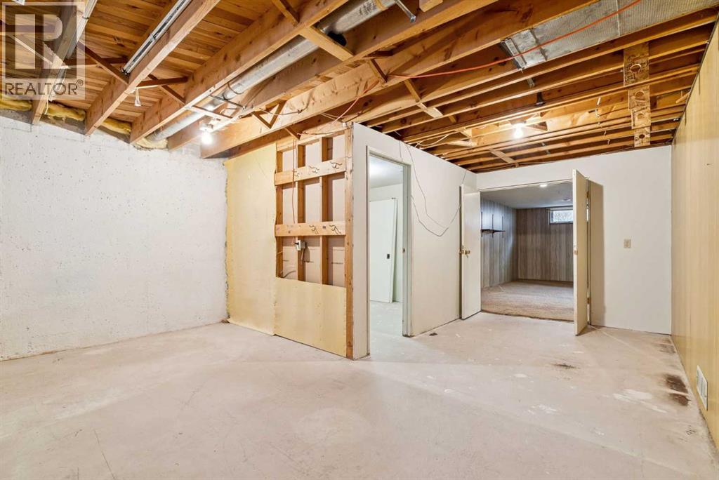 3248 Bearspaw Drive Nw, Calgary, Alberta  T2L 1T3 - Photo 22 - A2269340