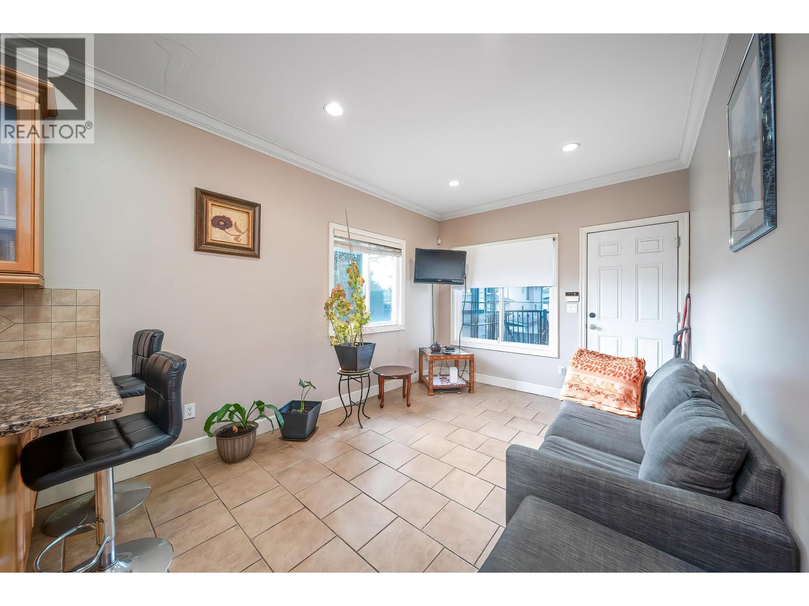 7987 13th Ave, Burnaby, British Columbia  V3N 2E8 - Photo 21 - R3092098