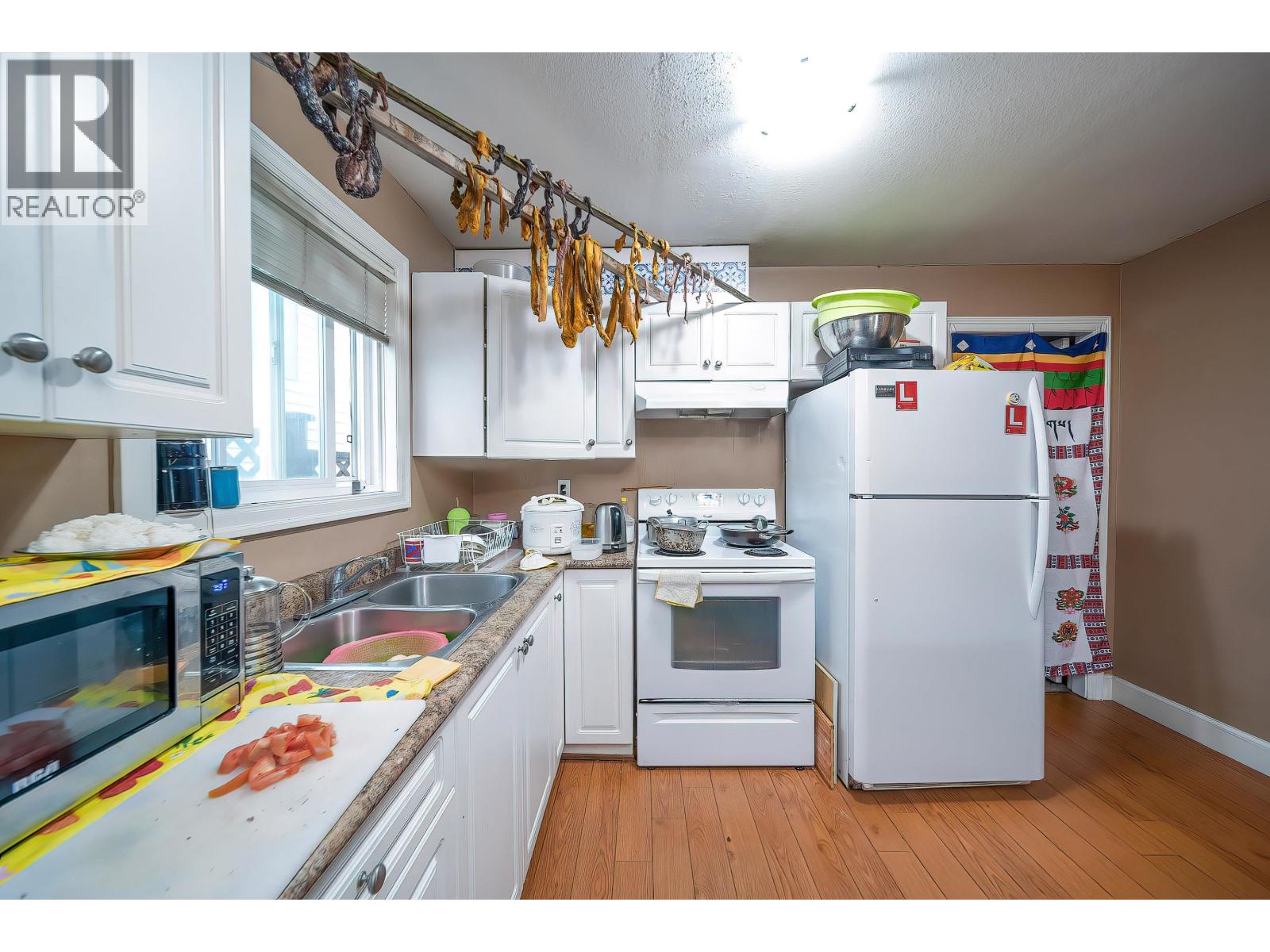 7987 13th Ave, Burnaby, British Columbia  V3N 2E8 - Photo 34 - R3092098