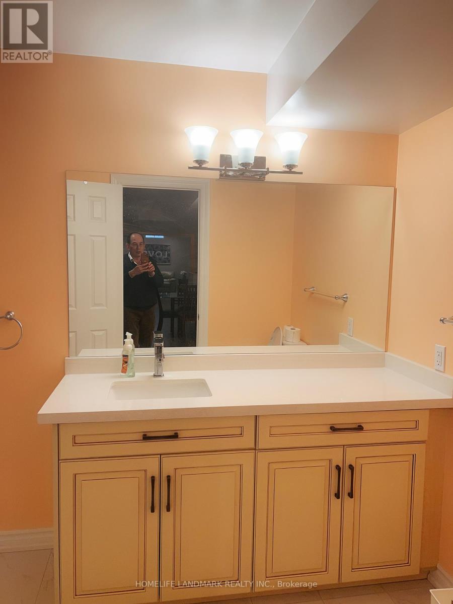 8 Stony Hill Boulevard, Markham, Ontario  L6C 0L6 - Photo 3 - N12807822