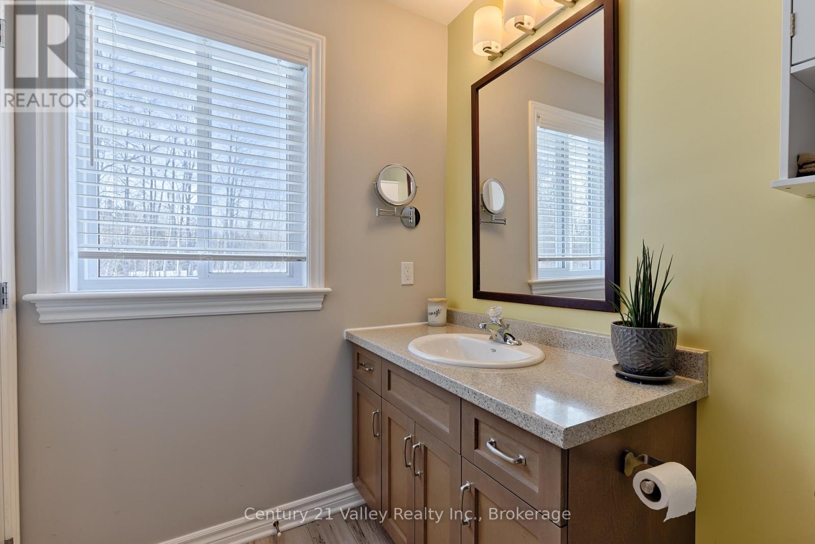 543 Anderson Road, Mcnab/braeside, Ontario  K7S 3G8 - Photo 34 - X12808178