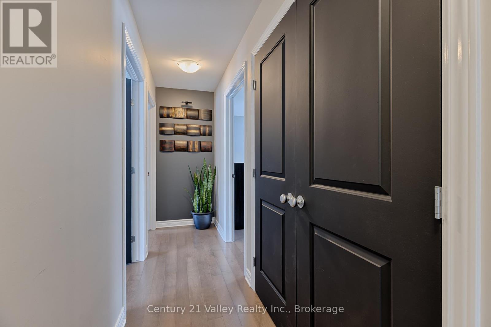 543 Anderson Road, Mcnab/braeside, Ontario  K7S 3G8 - Photo 49 - X12808178