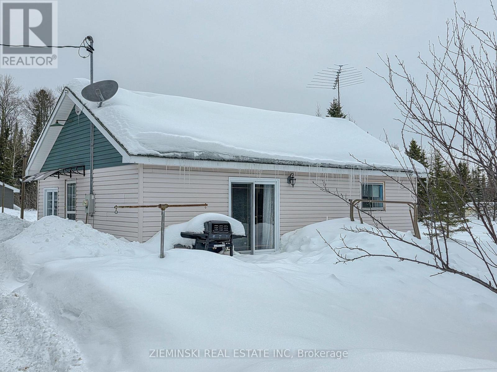 4584 Hwy 101 W, Black River-Matheson, Ontario  P0K 1N0 - Photo 20 - T12808184