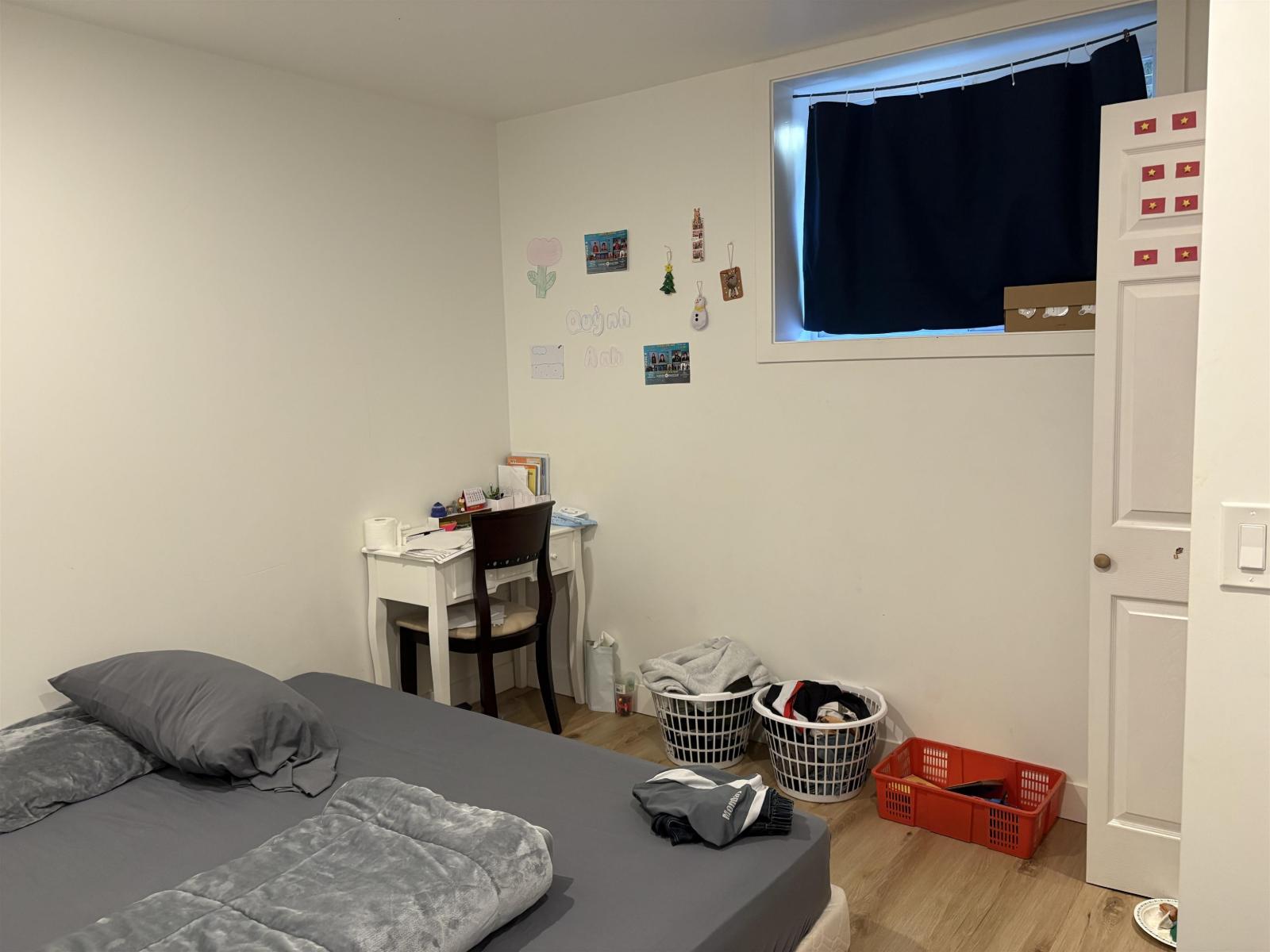 18048 64 Avenue, Surrey, British Columbia  V3S 1Z5 - Photo 15 - R3092176