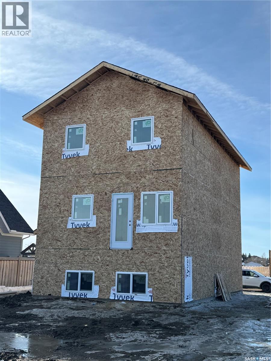 13 Clement Road, Lanigan, Saskatchewan  S0K 2M0 - Photo 7 - SK021988