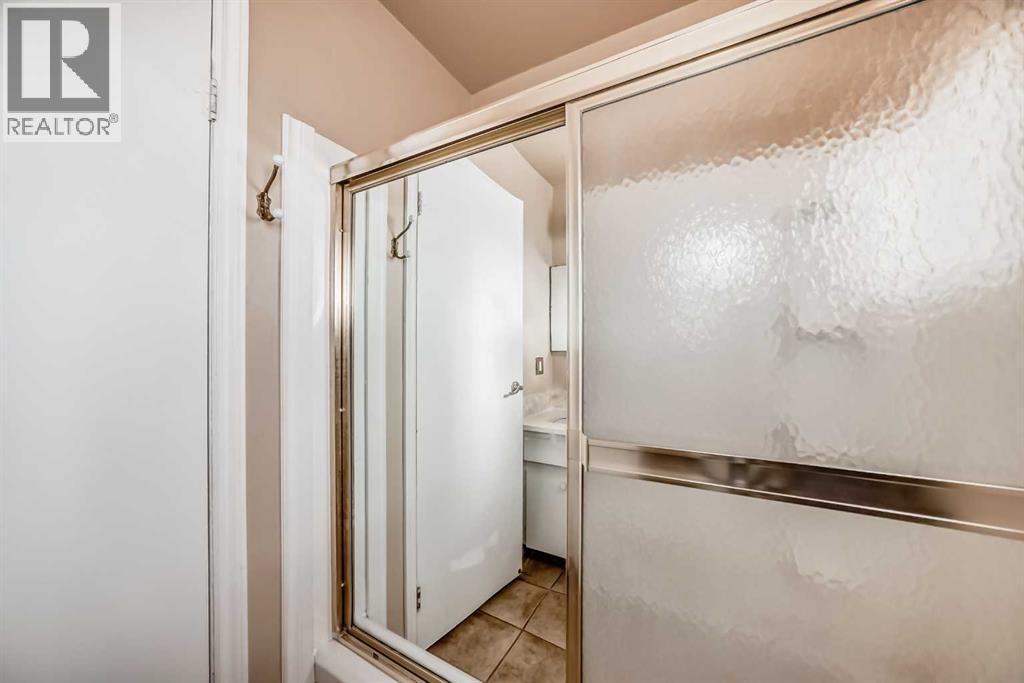 172 Pinehill Road Ne, Calgary, Alberta  T1Y 2C4 - Photo 25 - A2287889