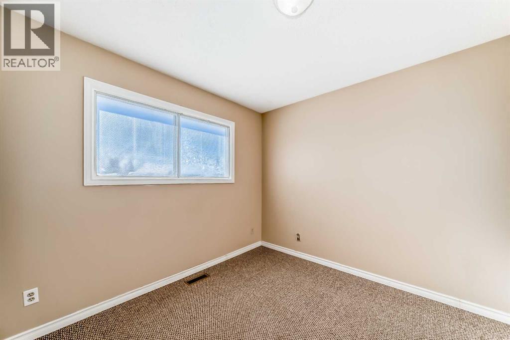 172 Pinehill Road Ne, Calgary, Alberta  T1Y 2C4 - Photo 20 - A2287889