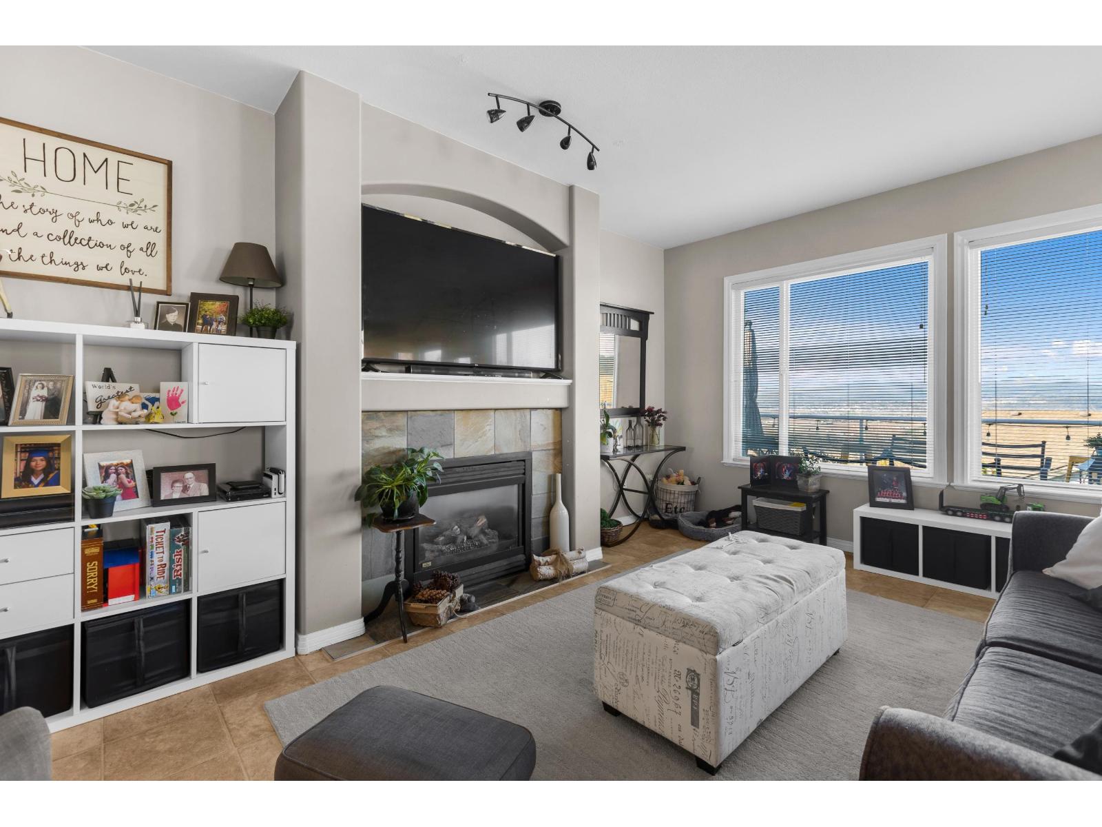 35651 Terravista Place, Abbotsford, British Columbia  V3G 2Y2 - Photo 12 - R3089469