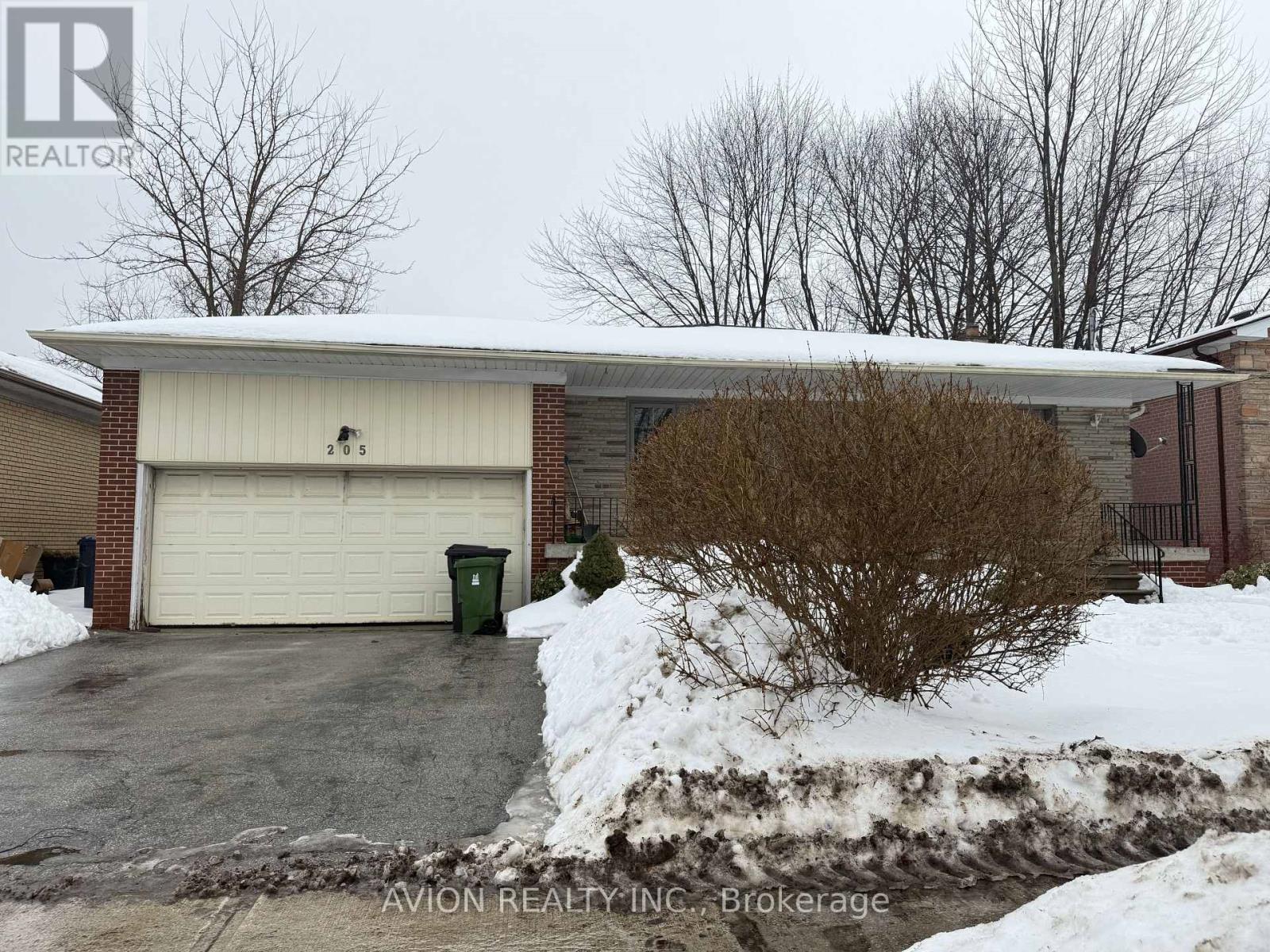 205 Torresdale Avenue, Toronto, Ontario  M2R 3E7 - Photo 3 - C12808164