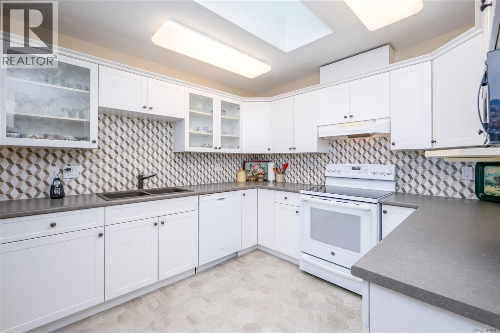 403 275 First St, Duncan, British Columbia  V9L 1R3 - Photo 6 - 1026617