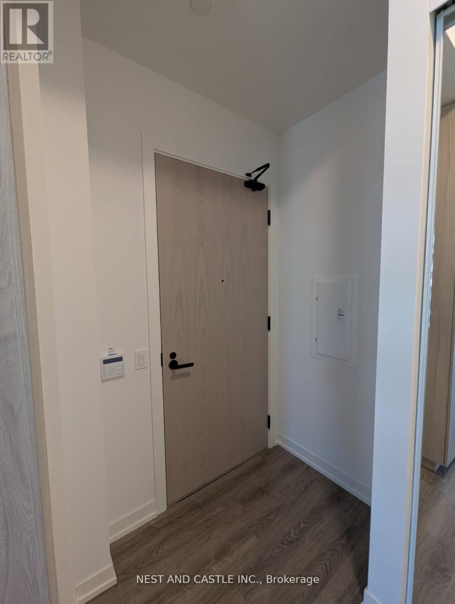 4901 - 8 Interchange Way, Vaughan, Ontario  L4K 0R2 - Photo 4 - N12800862