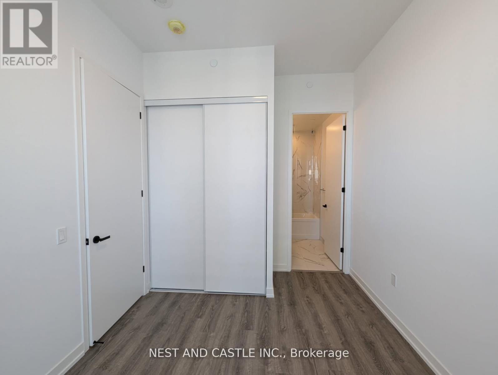 4901 - 8 Interchange Way, Vaughan, Ontario  L4K 0R2 - Photo 9 - N12800862