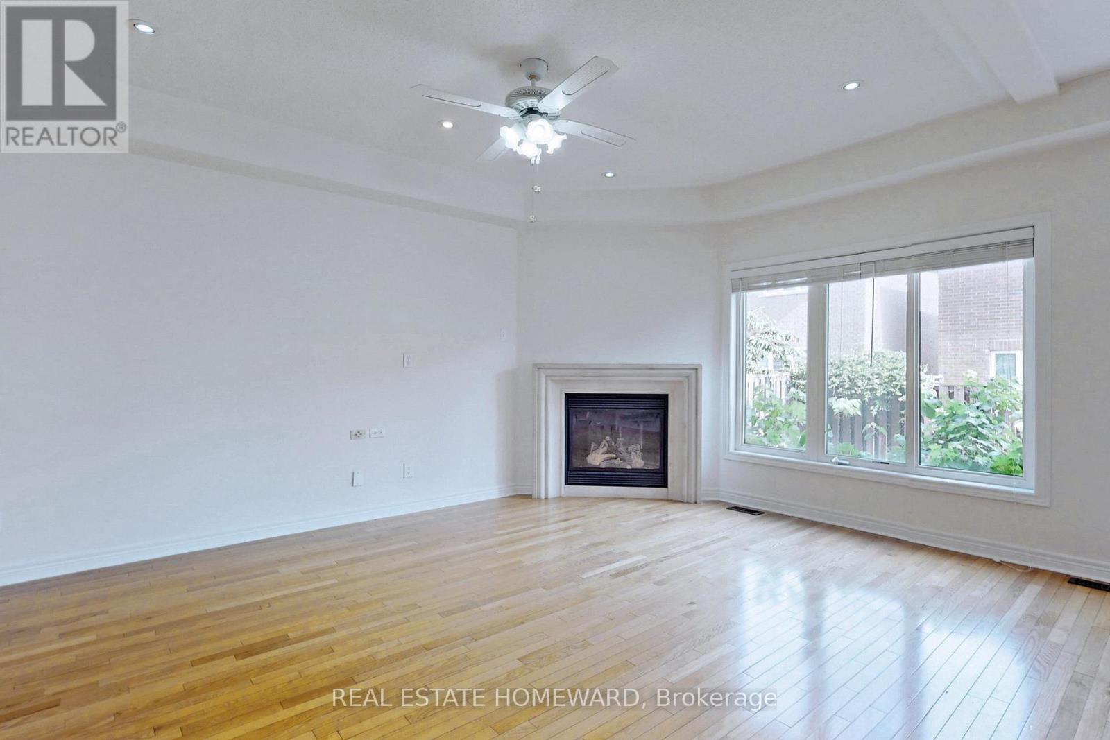 119 Capera Drive, Vaughan, Ontario  L4H 3K3 - Photo 6 - N12808226