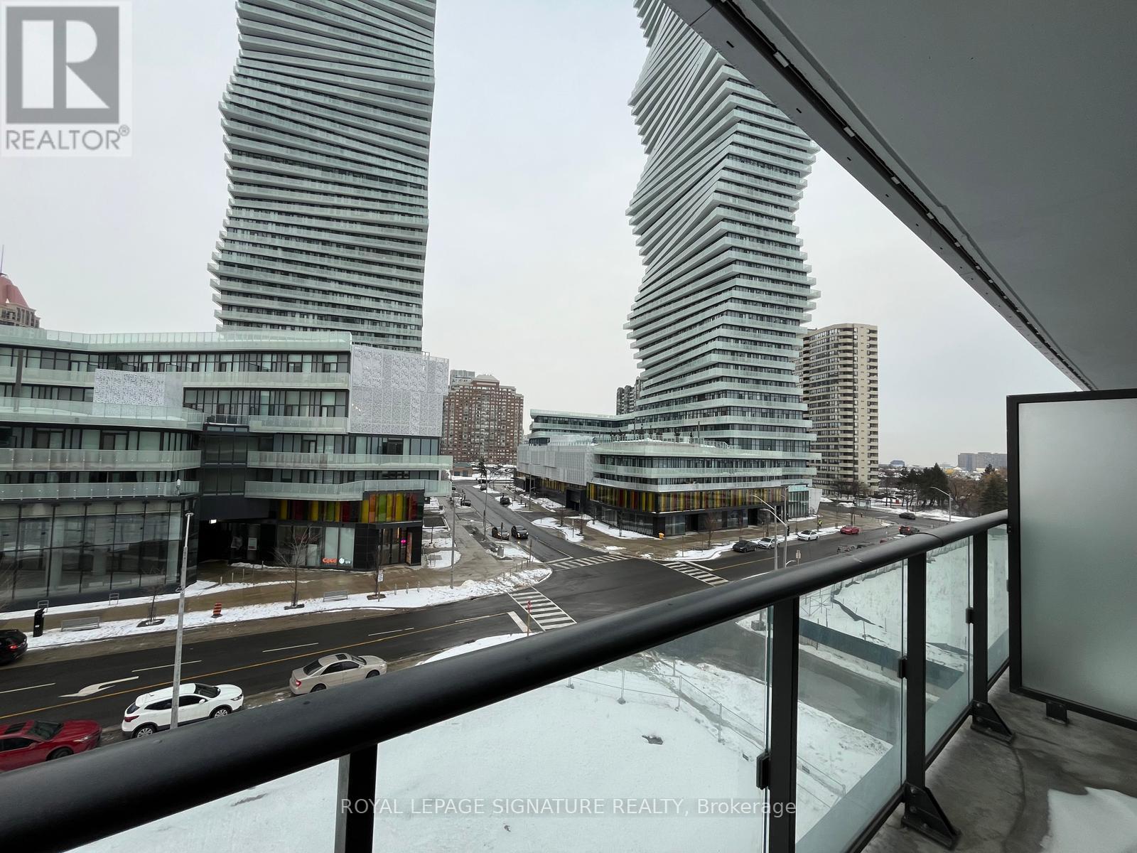 312 - 448 Burnhamthorpe Road W, Mississauga, Ontario  L5B 4M6 - Photo 11 - W12808162