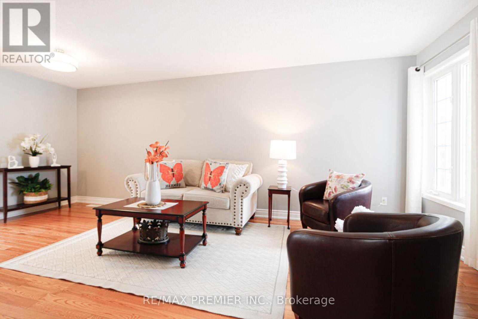 5272 Brookwood Court, Mississauga, Ontario  L5V 2N8 - Photo 12 - W12808172