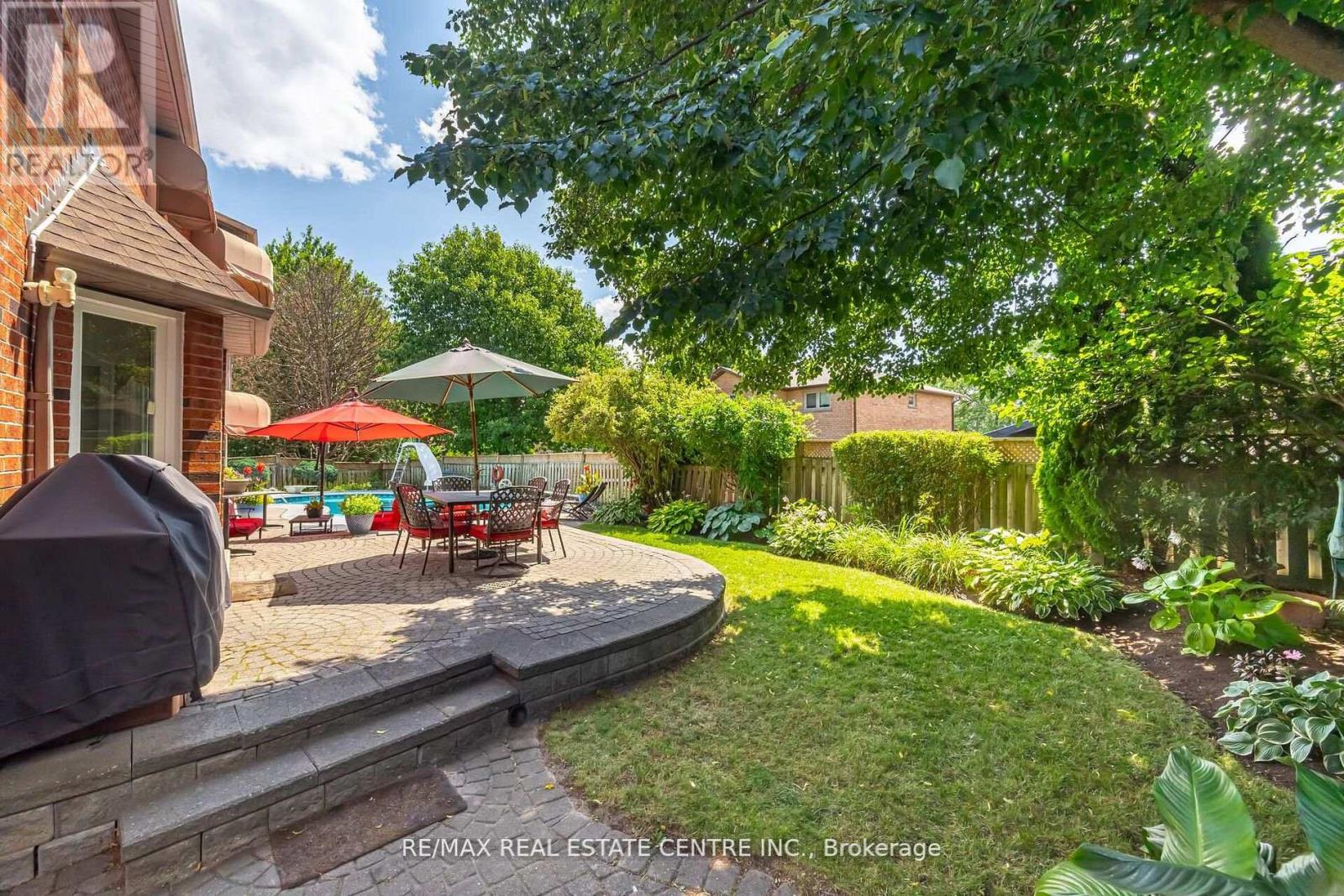 15 Brookbank Court, Brampton, Ontario  L6Z 3G4 - Photo 26 - W12808198