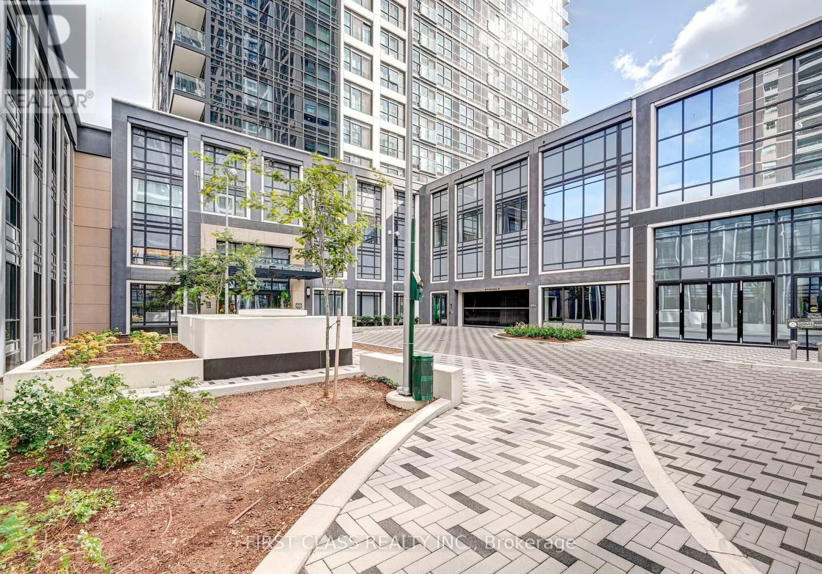 2131 - 5 Mabelle Avenue, Toronto, Ontario  M9A 0C8 - Photo 2 - W12808224