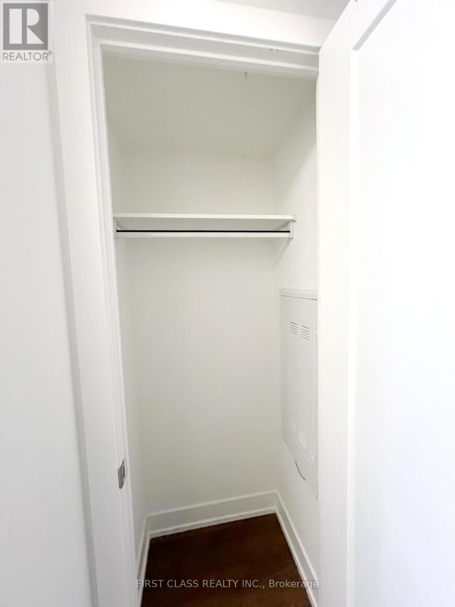 2131 - 5 Mabelle Avenue, Toronto, Ontario  M9A 0C8 - Photo 6 - W12808224