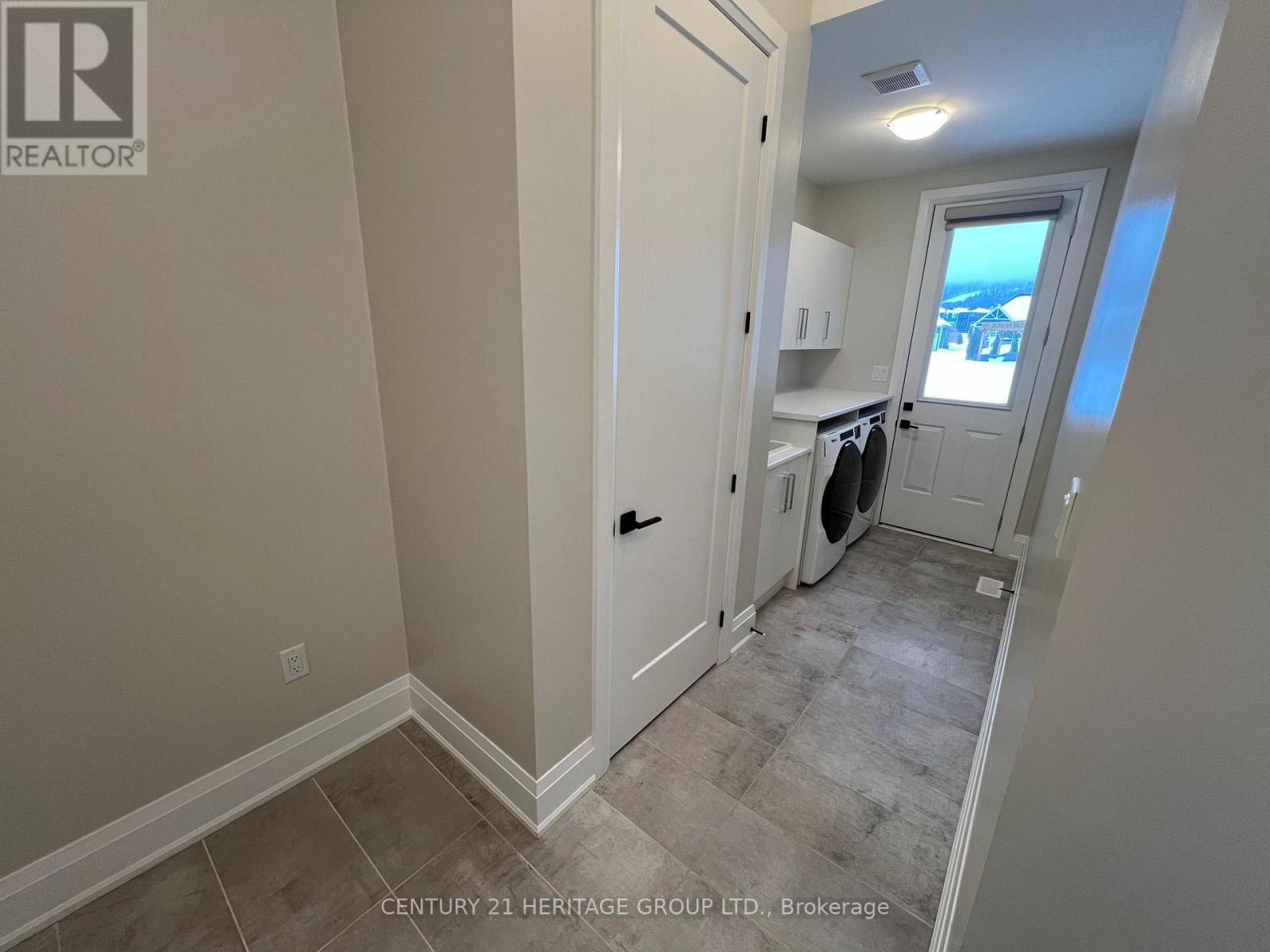 107 Reed Way, Blue Mountains, Ontario  L9Y 3Y9 - Photo 17 - X12808168