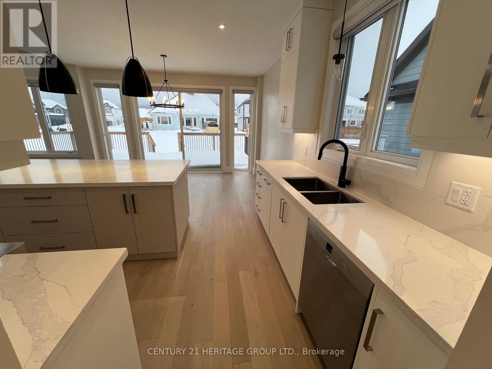 107 Reed Way, Blue Mountains, Ontario  L9Y 3Y9 - Photo 9 - X12808168