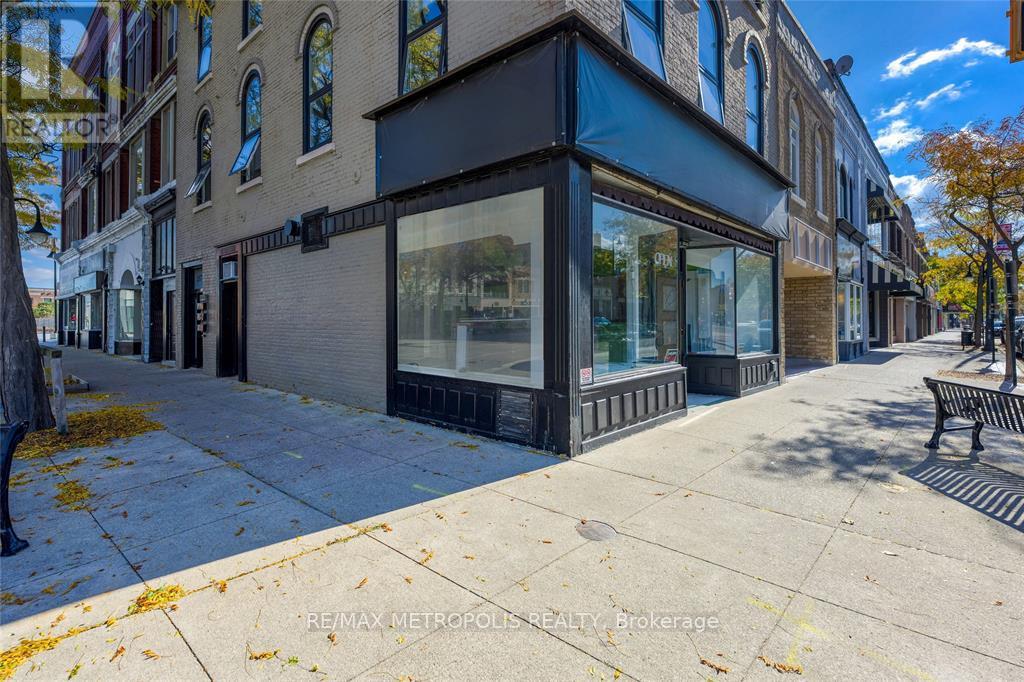 192 Christina Street N, Sarnia, Ontario  N7T 5T9 - Photo 6 - X12808202