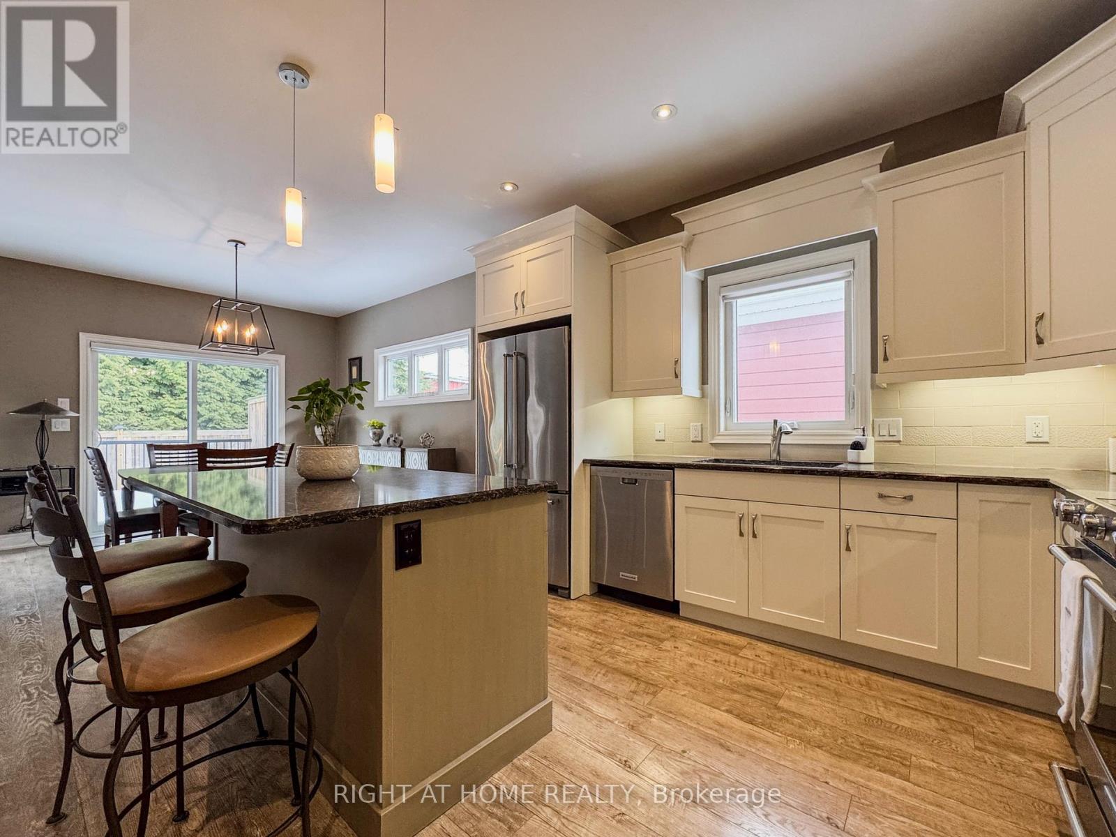 3 Cedar Drive, Niagara-On-The-Lake, Ontario  L0S 1J1 - Photo 16 - X12808218