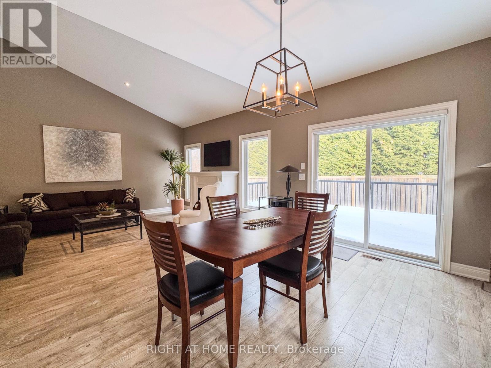 3 Cedar Drive, Niagara-On-The-Lake, Ontario  L0S 1J1 - Photo 19 - X12808218