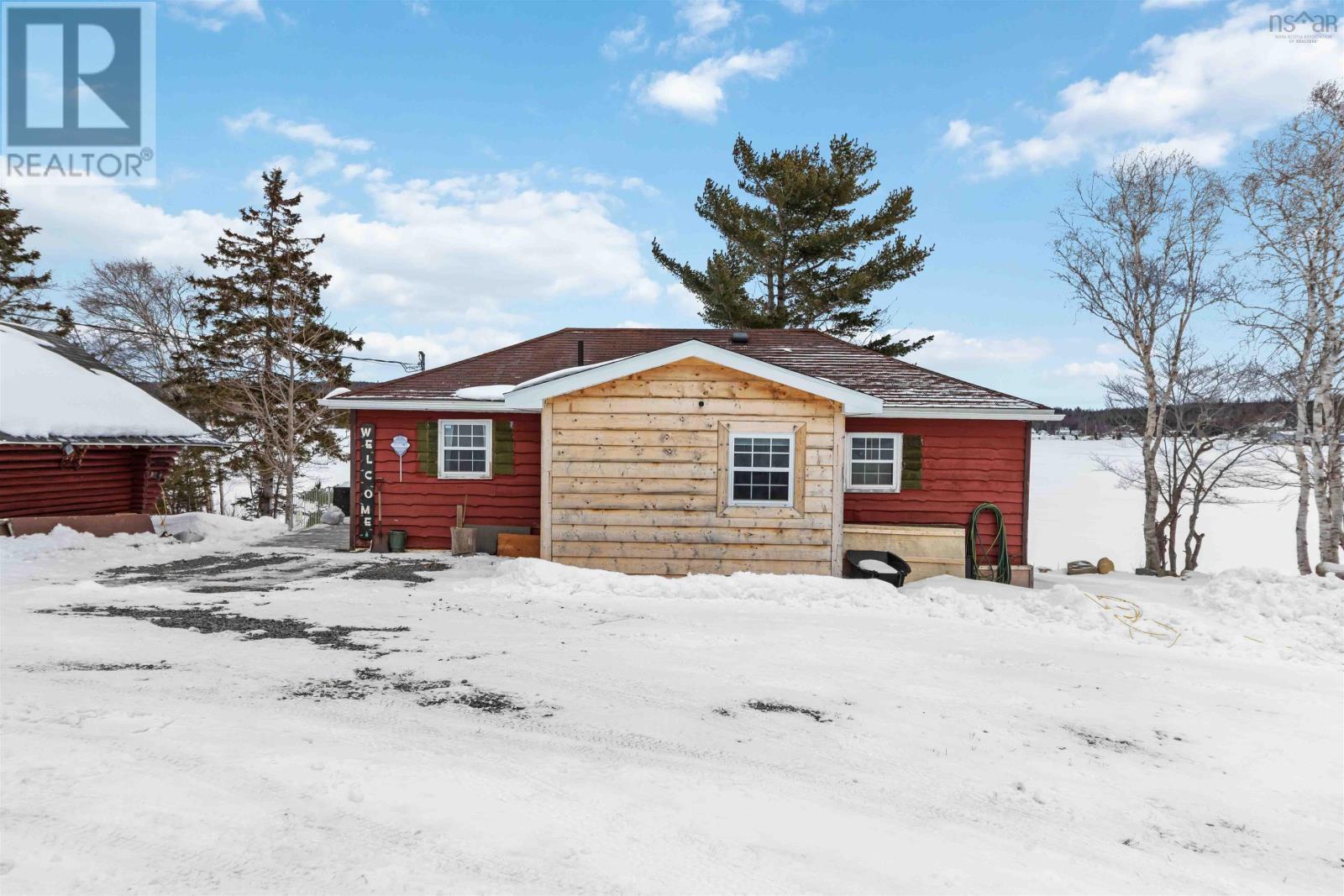 41 Eldoras Lane, Sheet Harbour, Nova Scotia  B0J 3B0 - Photo 3 - 202603153